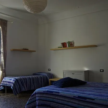 Il Blu Di Bed & Breakfast Genoa